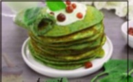 Recipe photo: Pancakes with spinach, bananas, coconut and almond flour
